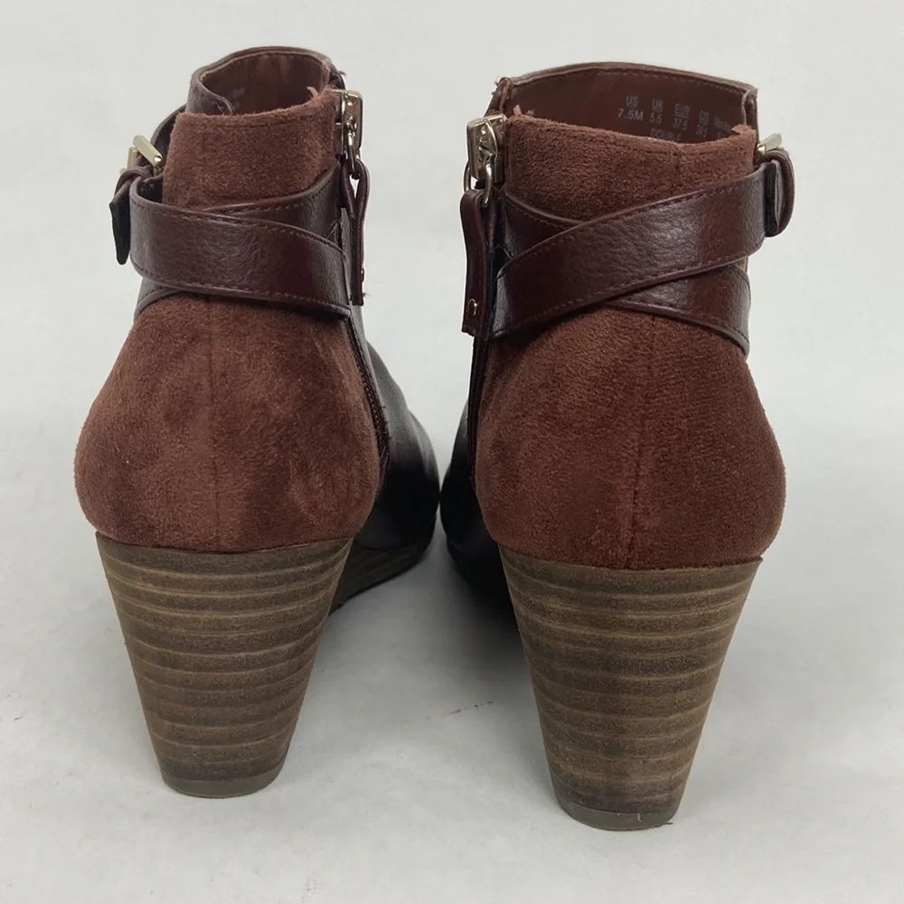 Dr. Scholls Cool Fit Memory Foam Double Vegan Leather Faux Suede Wedge Bootie